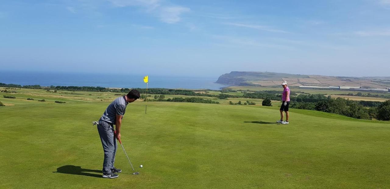 Hunley Golf Club Hotel Солтбърн-бай-дъ-Сий Екстериор снимка
