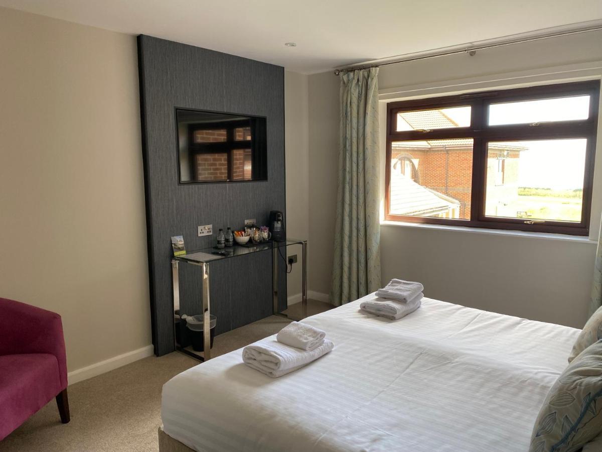 Hunley Golf Club Hotel Солтбърн-бай-дъ-Сий Екстериор снимка