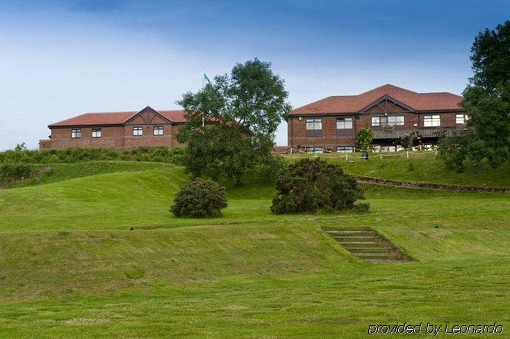 Hunley Golf Club Hotel Солтбърн-бай-дъ-Сий Екстериор снимка
