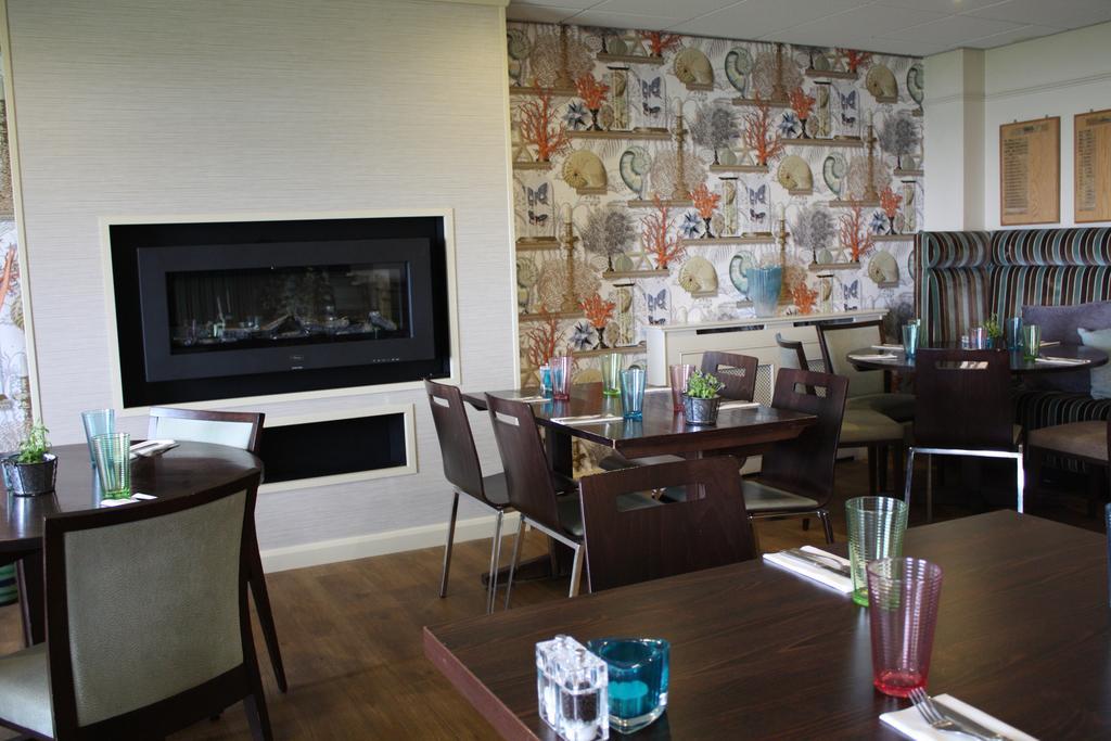 Hunley Golf Club Hotel Солтбърн-бай-дъ-Сий Екстериор снимка